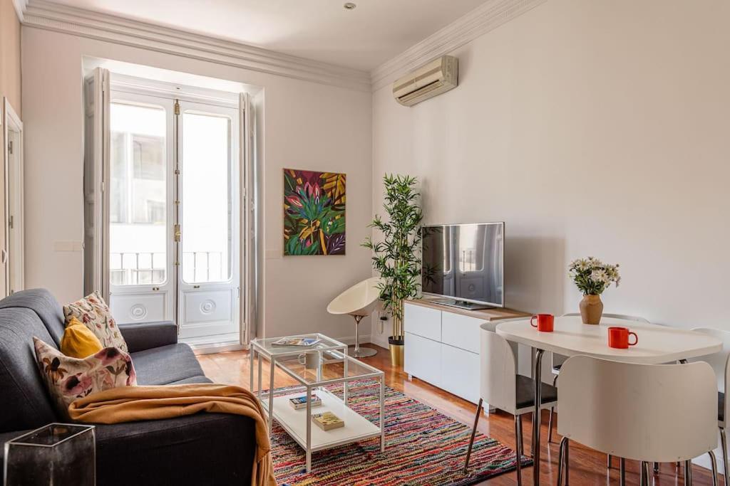 Bright Apartment In Gran Via With Balconies Inf2Iz3 Madrid Kültér fotó